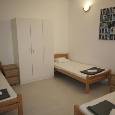 Blue Water Novalja Apartments מראה חיצוני תמונה