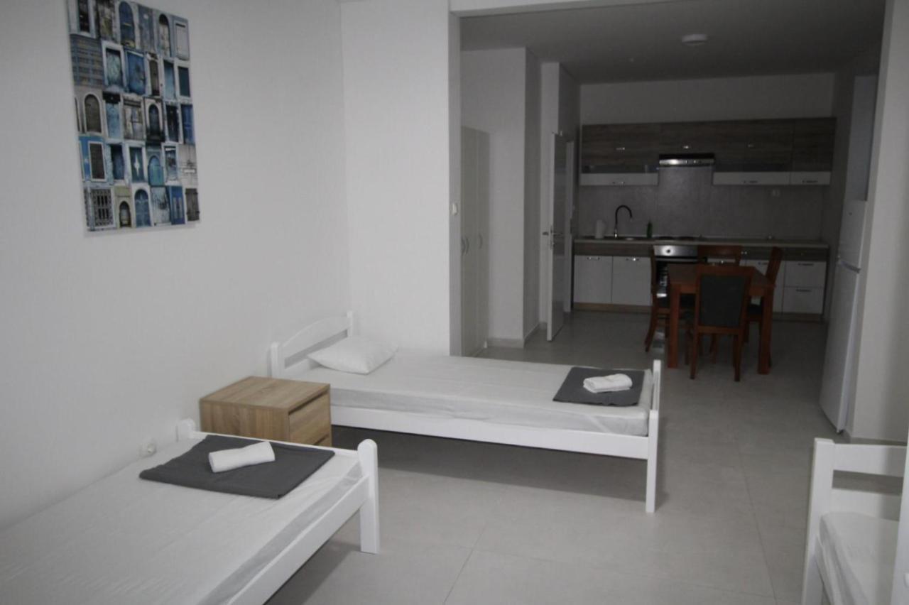 Blue Water Novalja Apartments מראה חיצוני תמונה