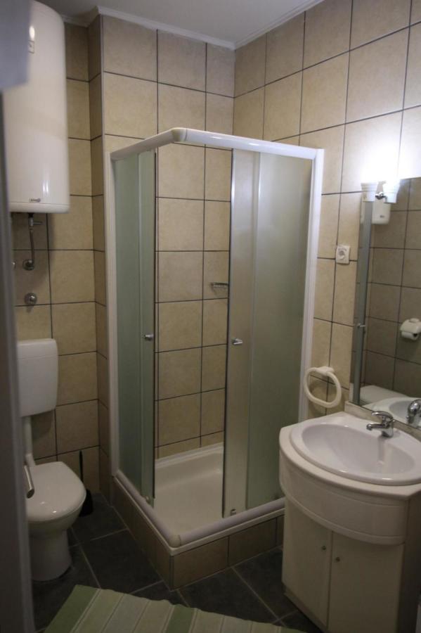 Blue Water Novalja Apartments מראה חיצוני תמונה